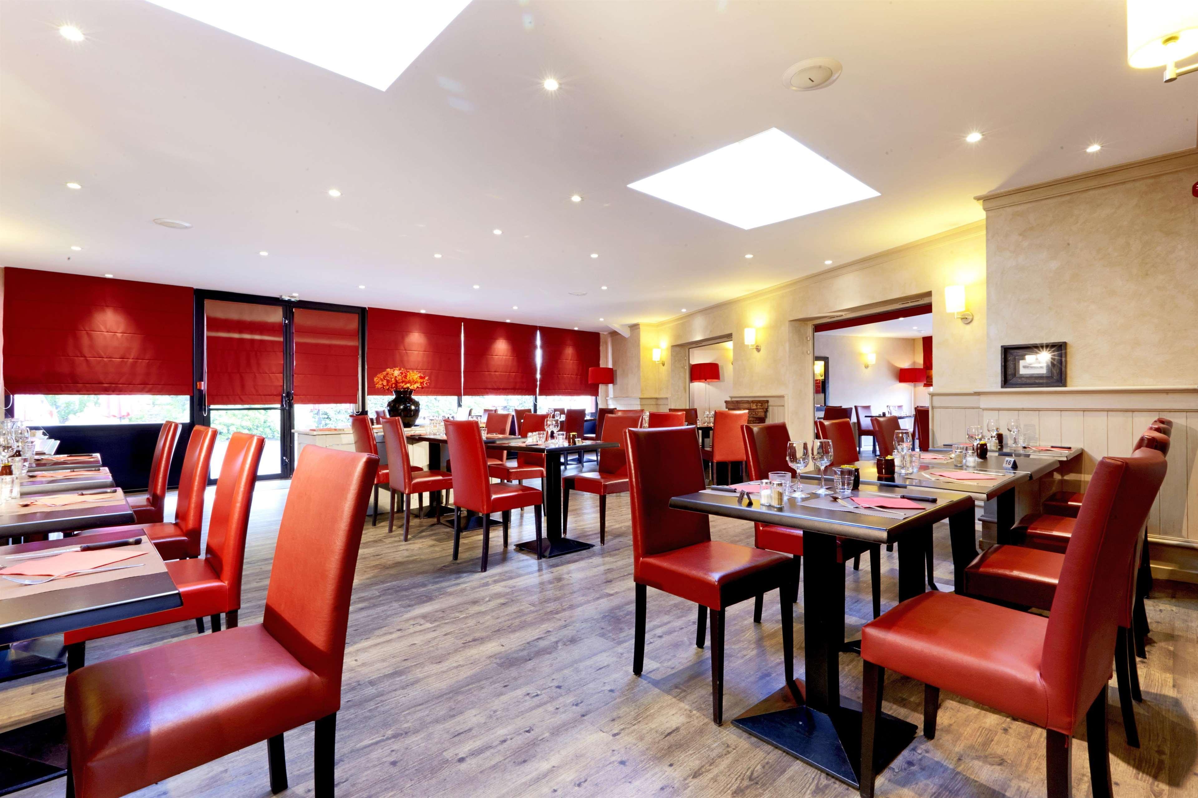 Brit Hotel Essentiel Шоле Екстериор снимка