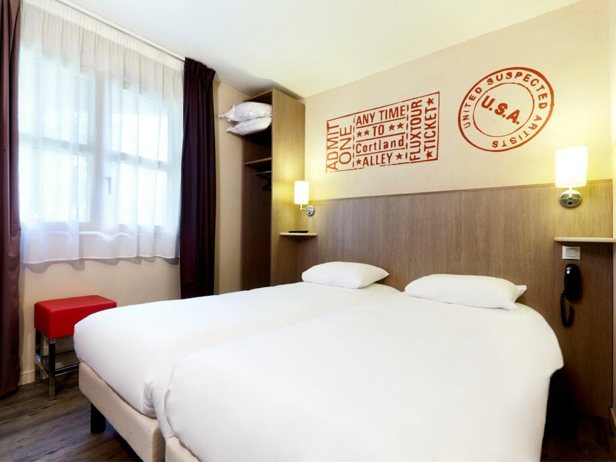 Brit Hotel Essentiel Шоле Екстериор снимка